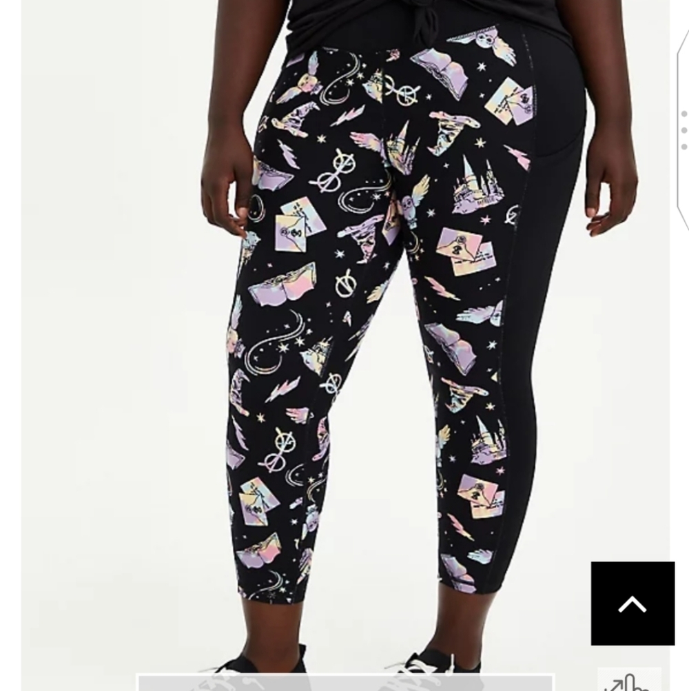 🆕 2X HARRY POTTER HIGH RISE CROP ACTIVE LEGGING